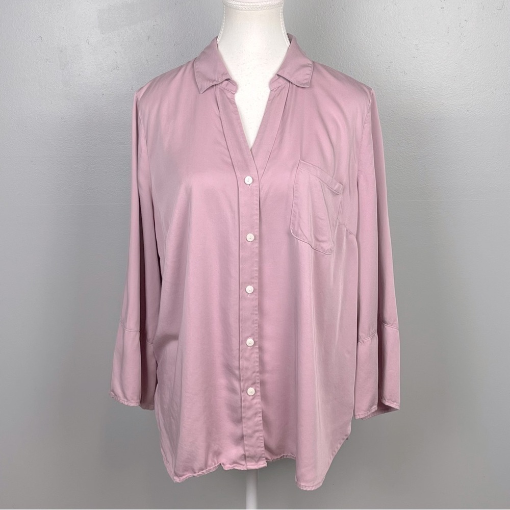J.Jill light purple 100% modal button front 3/4 sleeve shirt, medium.